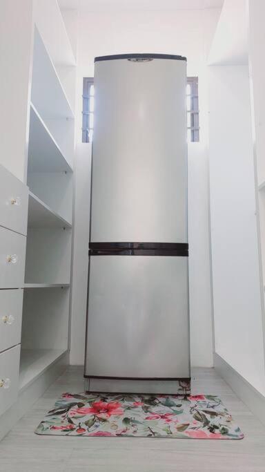 Cosy Nest - Uncapped Wi-fi & Self Check-in * Cape Town