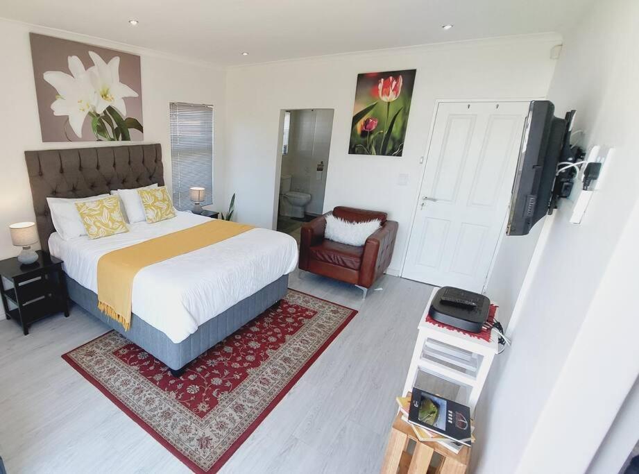 Apartment Cosy Nest - Uncapped Wi-fi & Self Check-in Cape Town