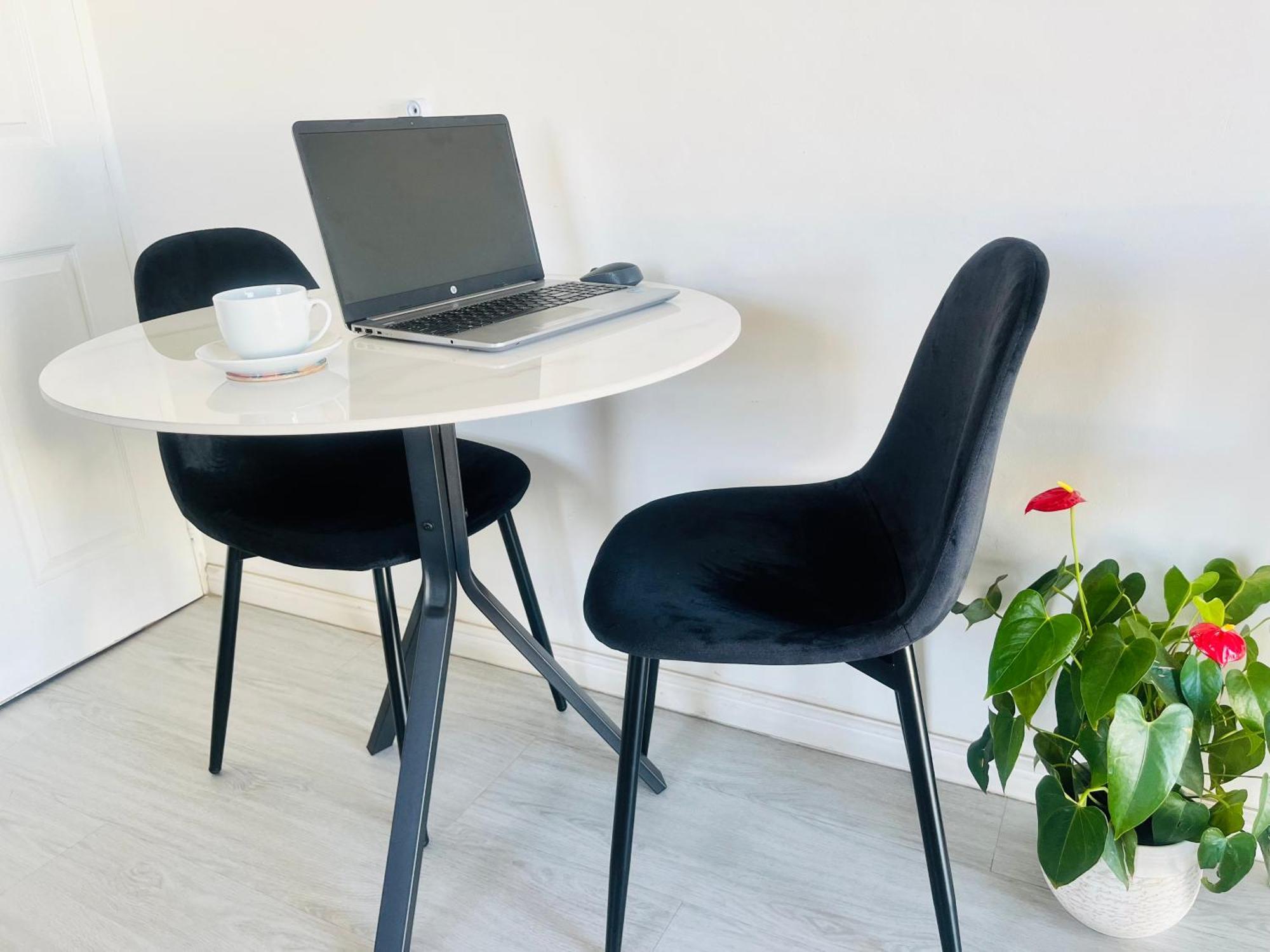 Cosy Nest - Uncapped Wi-fi & Self Check-in * Cape Town