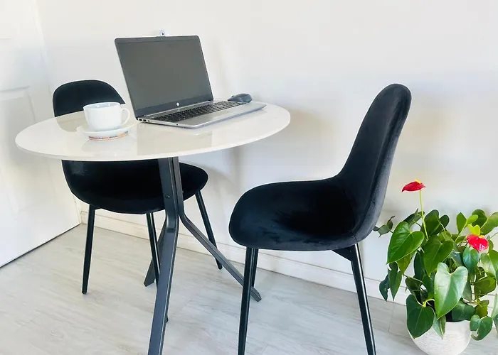 Cosy Nest - Uncapped Wi-Fi & Self Check-In